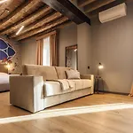 Szálloda Ar Suites&art