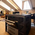 Ar Suites&art Hotel *