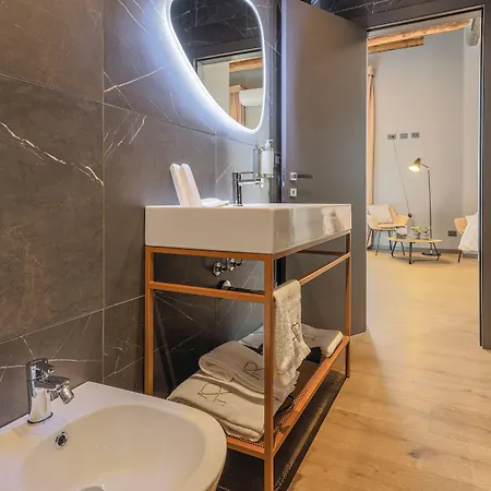 Ar Suites&art Hotel *